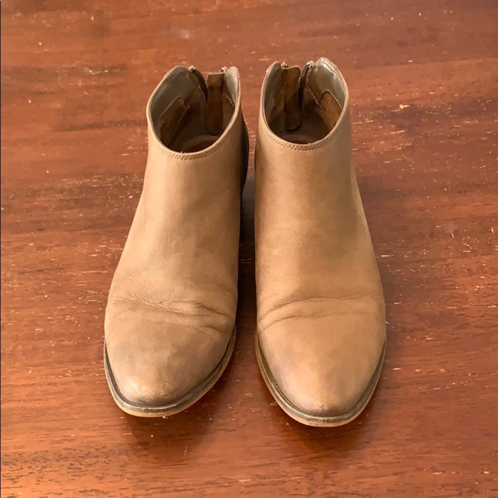 Vintage Tan Leather Booties